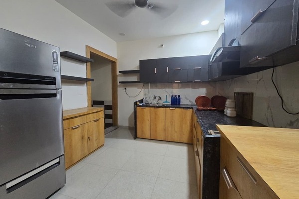 Deluxe Double Room, Balcony, City View | Private kitchen