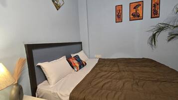 Deluxe Double Room, Balcony, City View | Laptop workspace, WiFi (free)