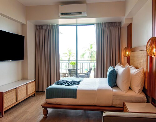 Solmera Beach Park Resort