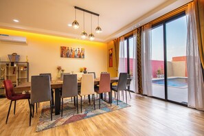 Dining - Villa Banka, Nestled Between Nature and the Lagoon (Dangane)