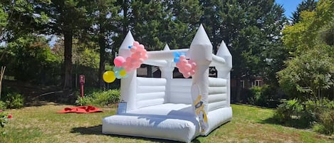 House, 4 Bedrooms, Smoking, Private Pool | Children's area