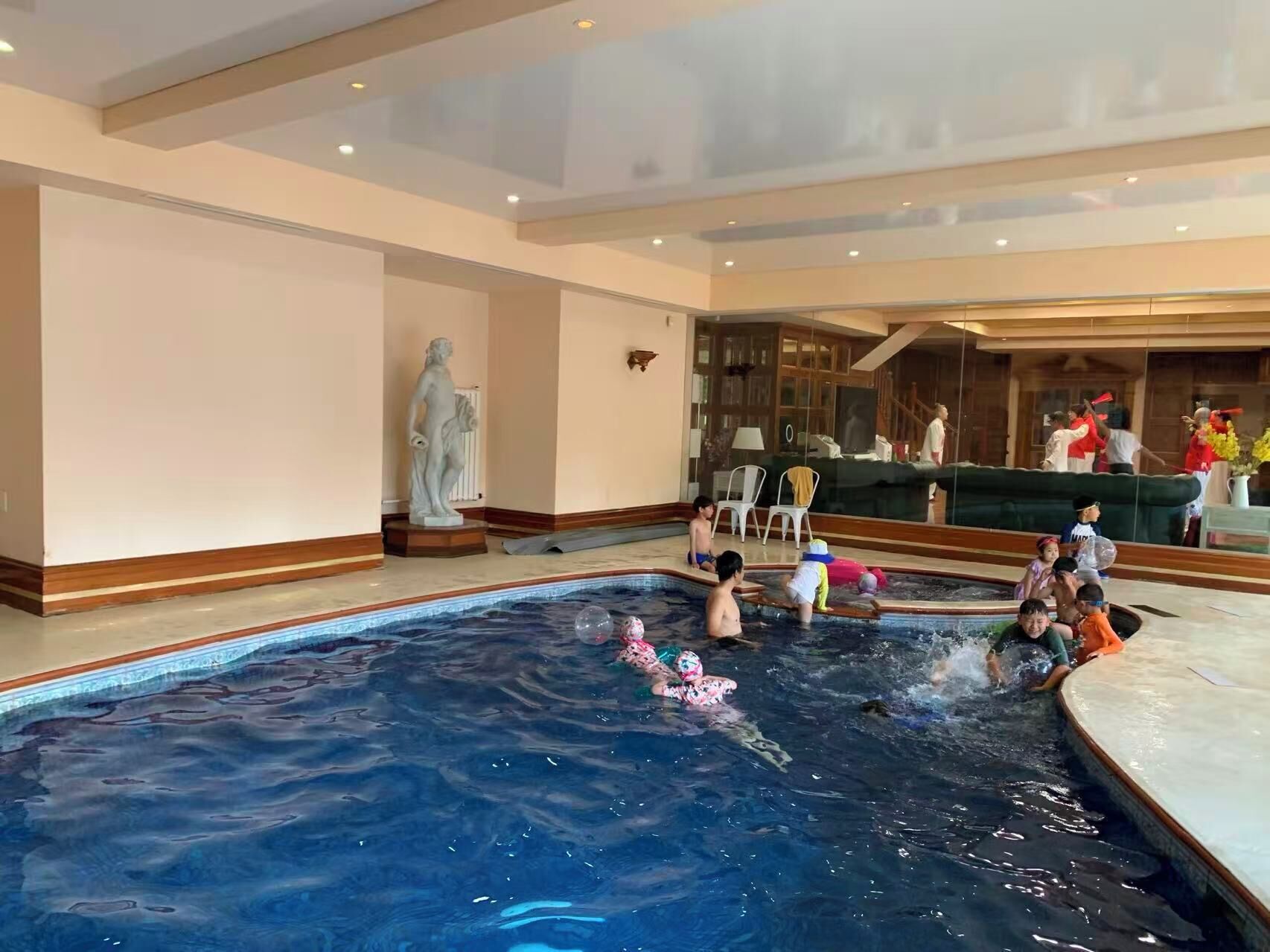 Casa, 4 habitaciones, fumadores, piscina privada | Piscina | Una piscina cubierta