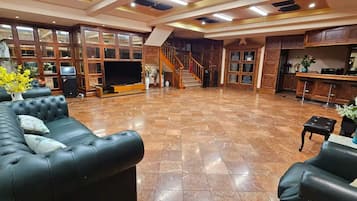 Casa, 4 habitaciones, para fumadores, alberca privada | Interior