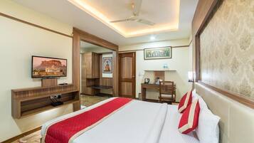 Deluxe Double Room | Desk, WiFi (free)