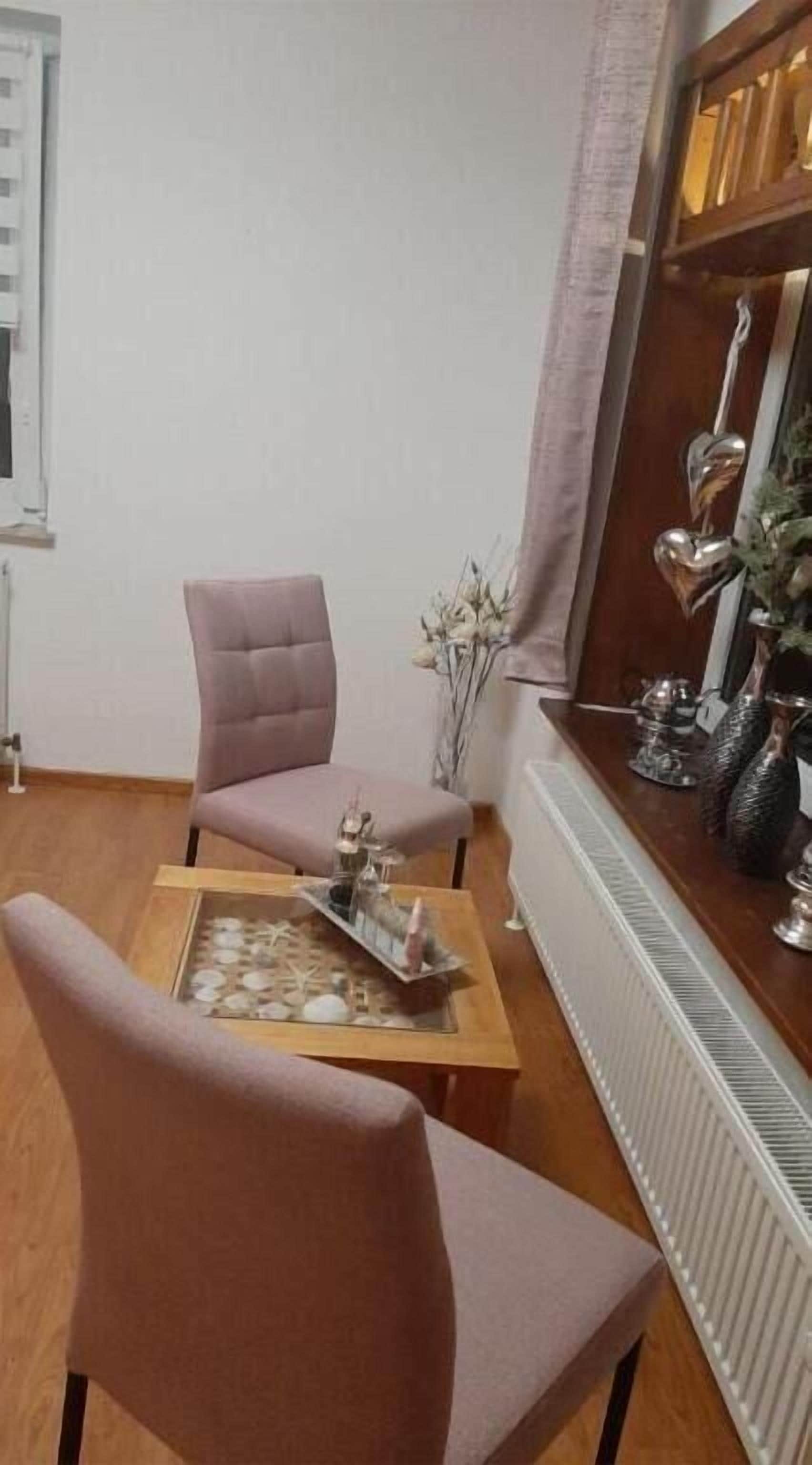 Classic Apartment | Dining
