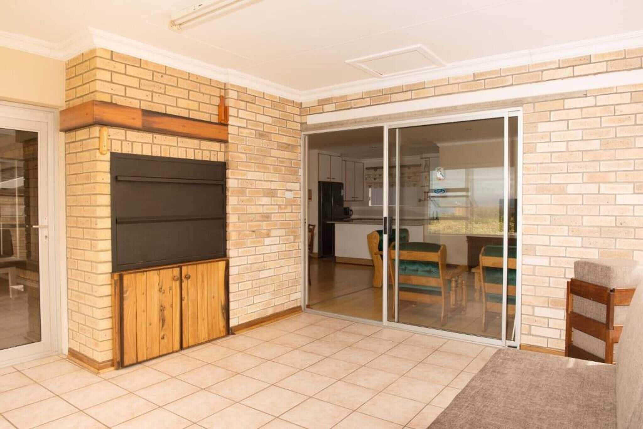Apartment, 3 Bedrooms, Balcony, Ocean View | Interior