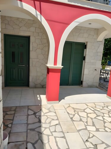 Apartment 'By The Sea 2' with Private Garden