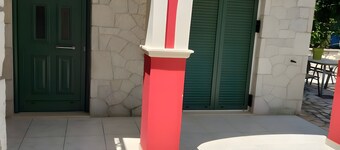 Apartment 'By The Sea 2' with Private Garden