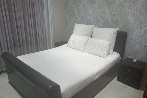 4 bedrooms