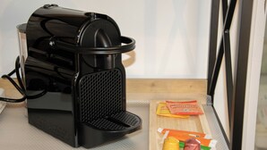 Kaffee und/oder Kaffeemaschine