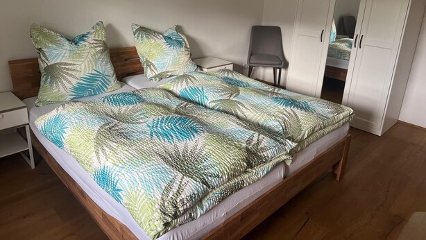 2 habitaciones y ropa de cama