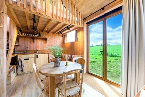 Baita Premium, vista giardino | Interni