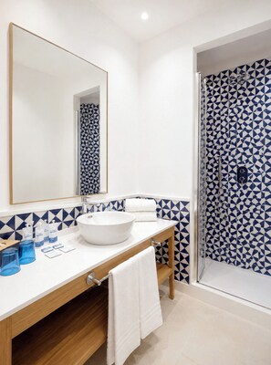 Chambre Double ou avec lits jumeaux | Salle de bain