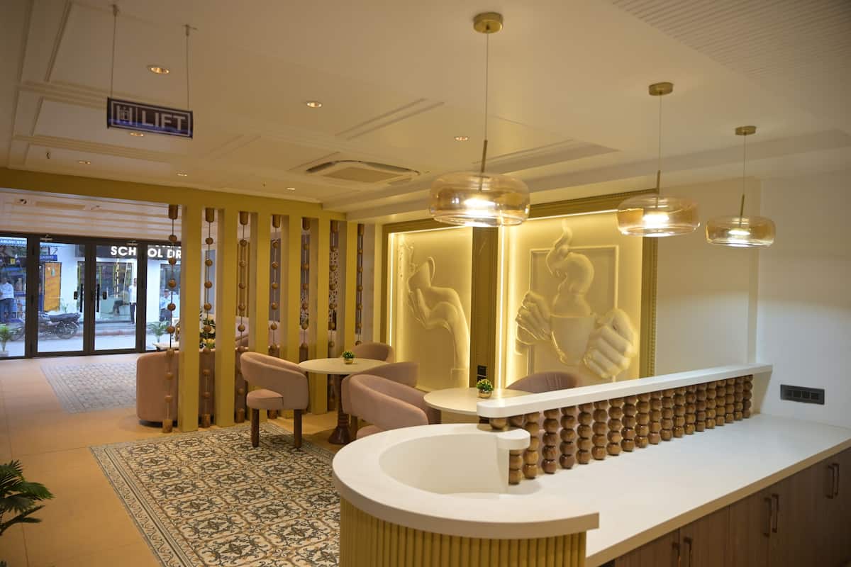 Deluxe Double Room | Lobby
