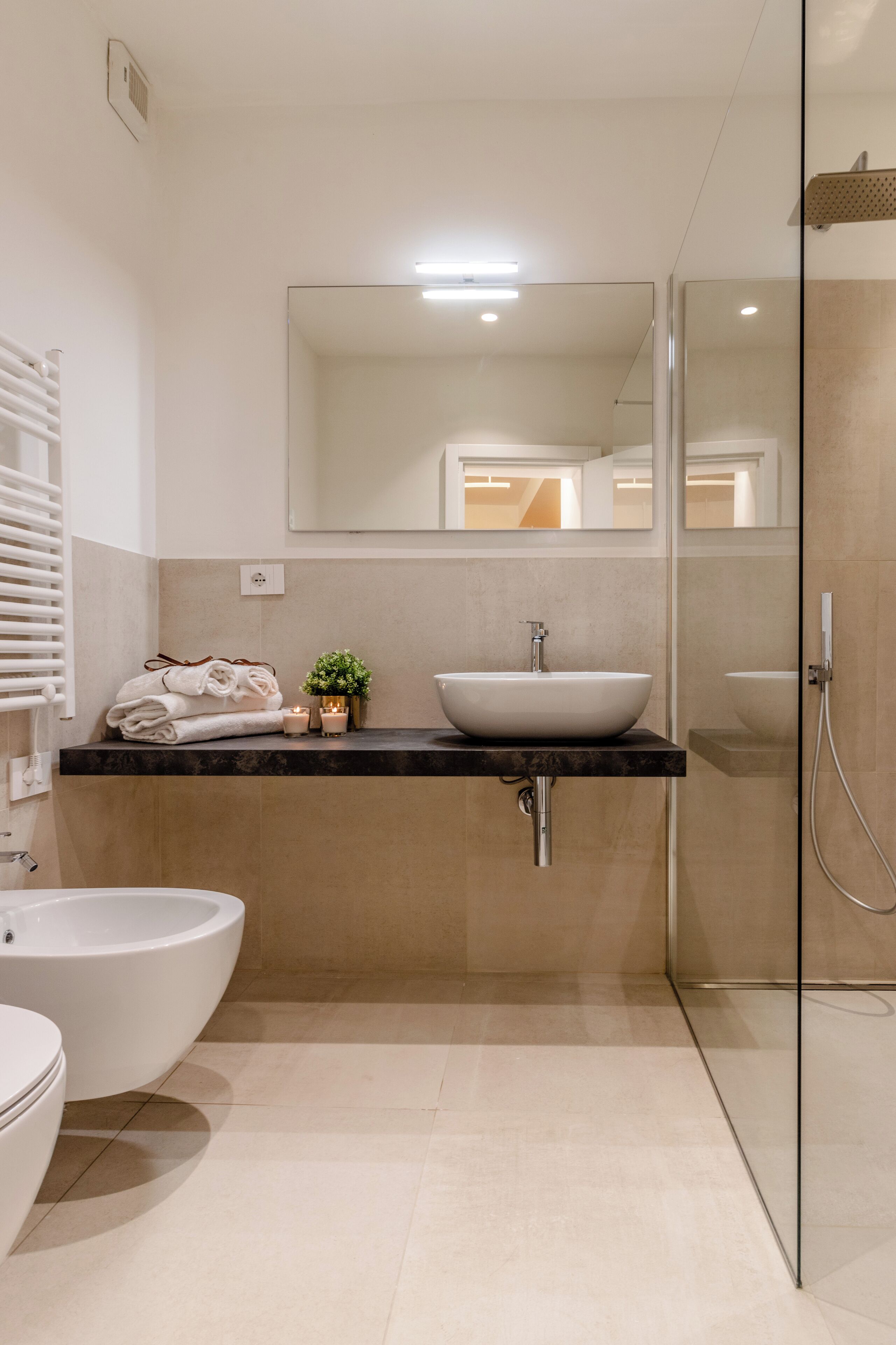 Apartment | Bathroom