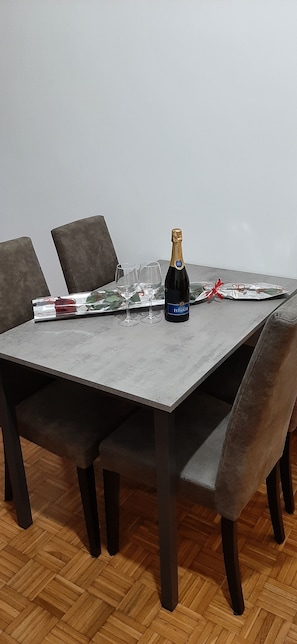 Dining - ALECATIA 2 APARTMENT (Roma)