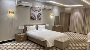 Cofres nos quartos, quartos à prova de som, Wi-Fi de cortesia