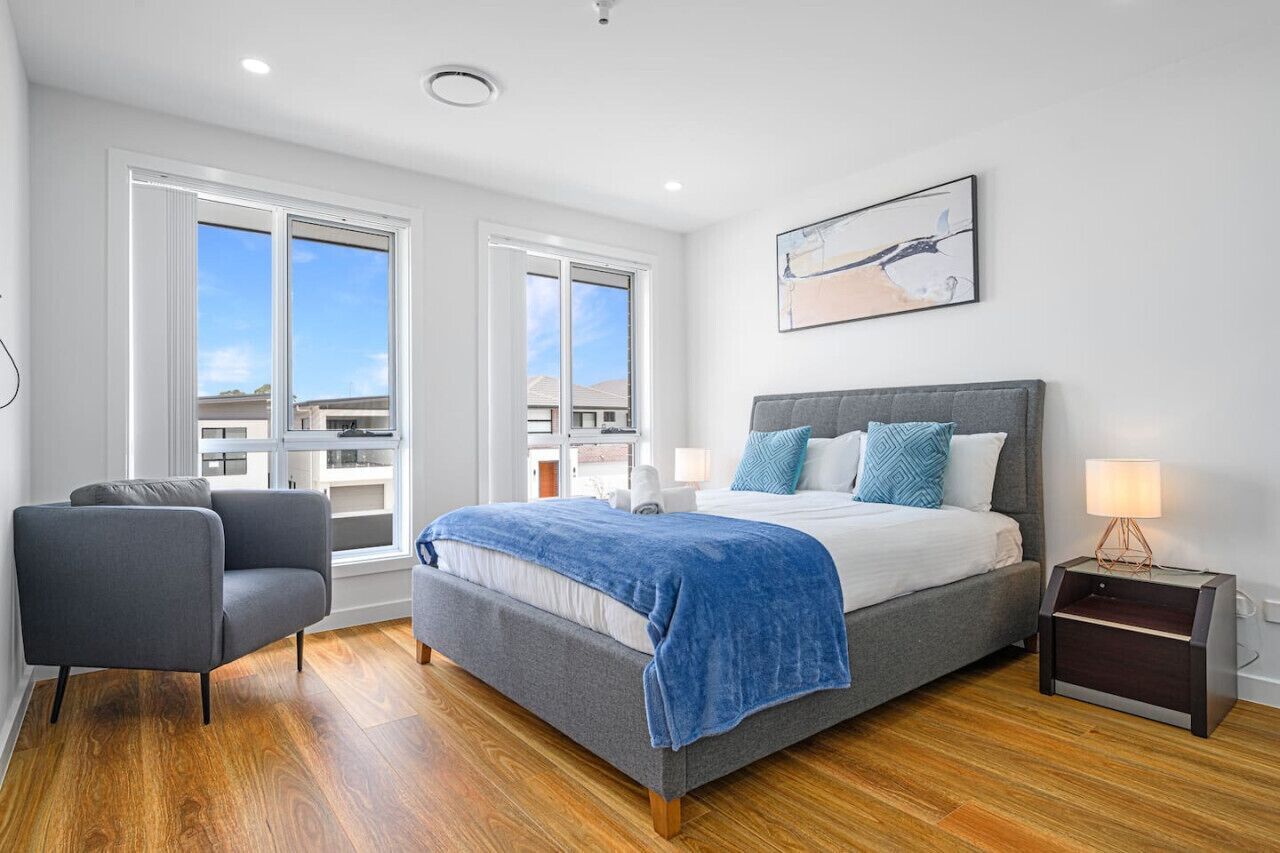 5 habitaciones, escritorio, tabla de planchar con plancha y wifi 