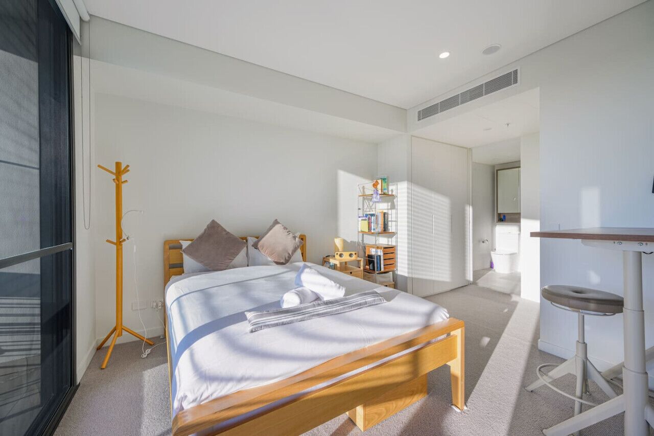 2 bedrooms, iron/ironing board, WiFi
