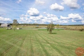 Property grounds - Hunter Valley Nulkaba | breathtaking views & relax (Nulkaba)