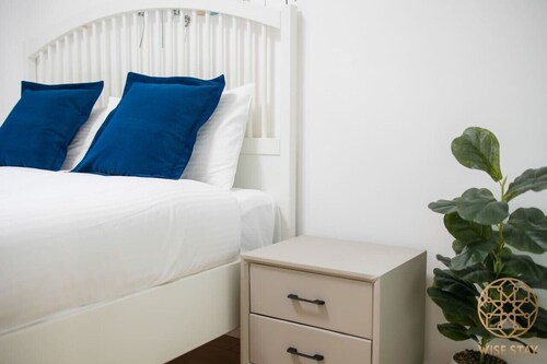 Hurstville 2Br Granny flat near Shopping & Train