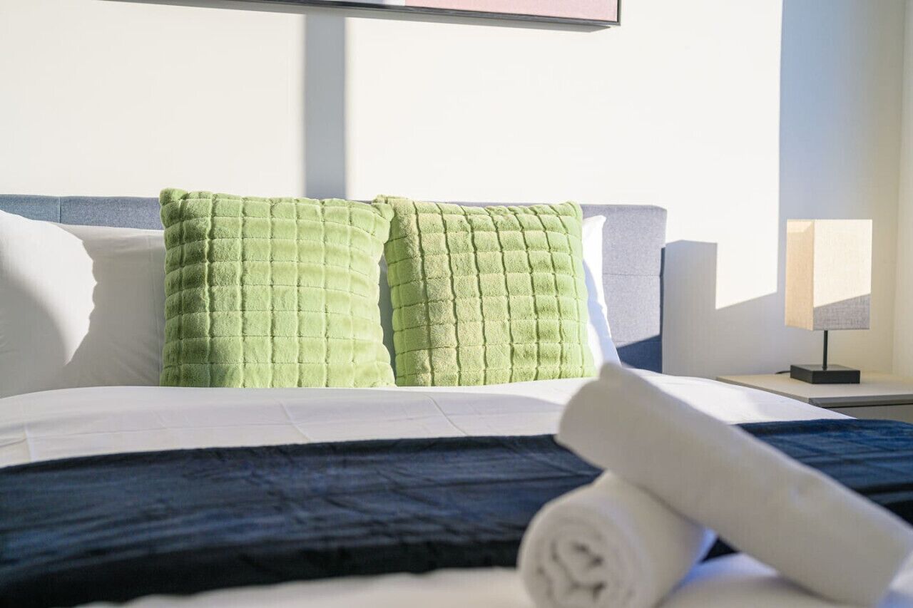 4 bedrooms, desk, iron/ironing board, WiFi