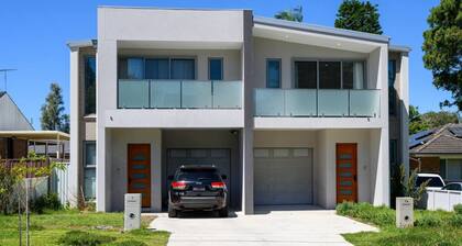 Large Family-Friendly House|Central Riverwood Stay
