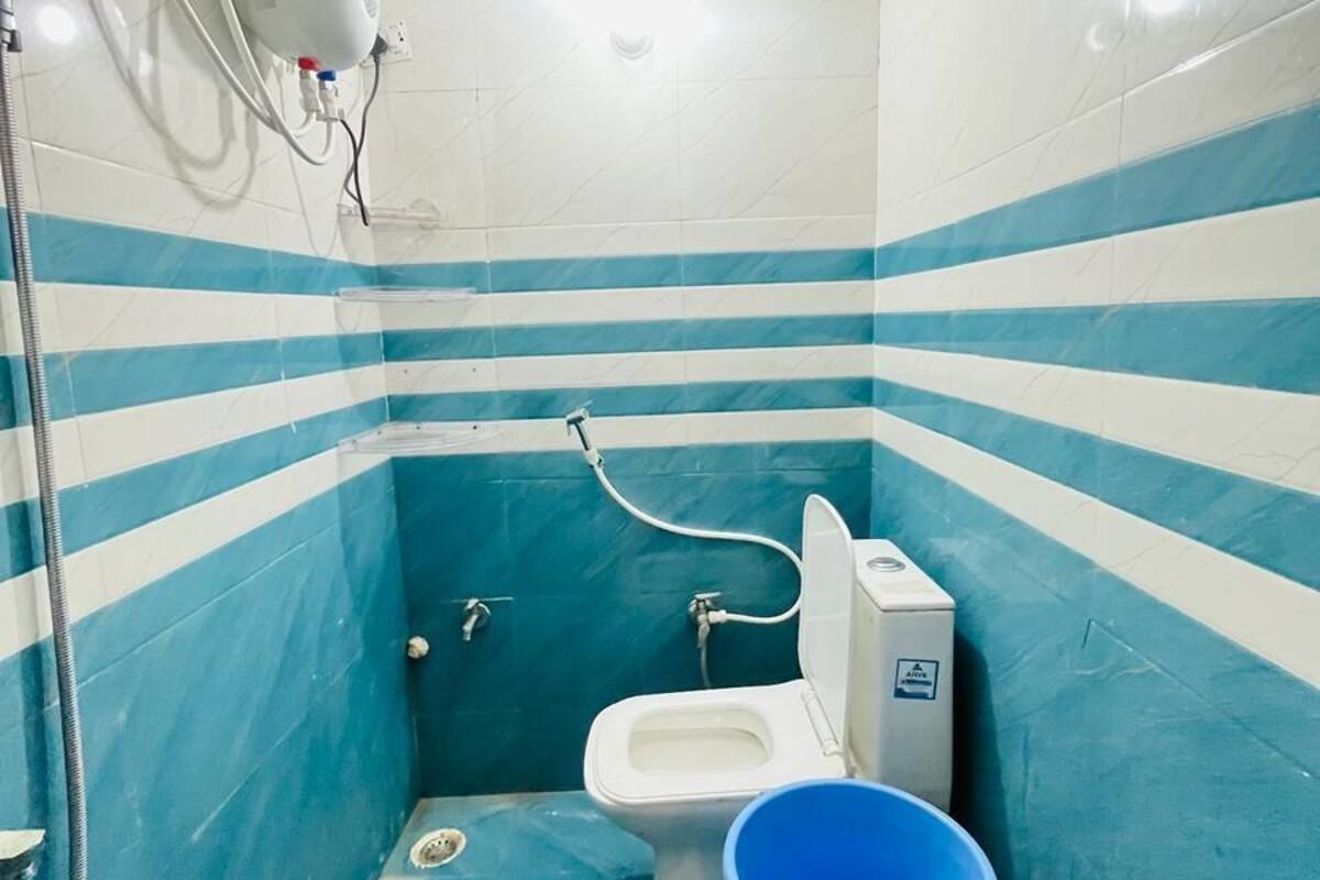 Ducha, artículos de tocador gratuitos, jabón, shampoo