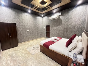 Ropa de cama de alta calidad y wifi gratis 