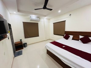 2 quartos, ferros/tábuas de passar roupa, Wi-Fi, roupa de cama