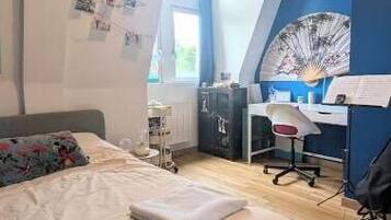 4 chambres, fer et planche à repasser, lit parapluie, Wi-Fi gratuit