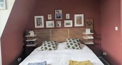 An Exceptional Stay in a Castle in Orléans