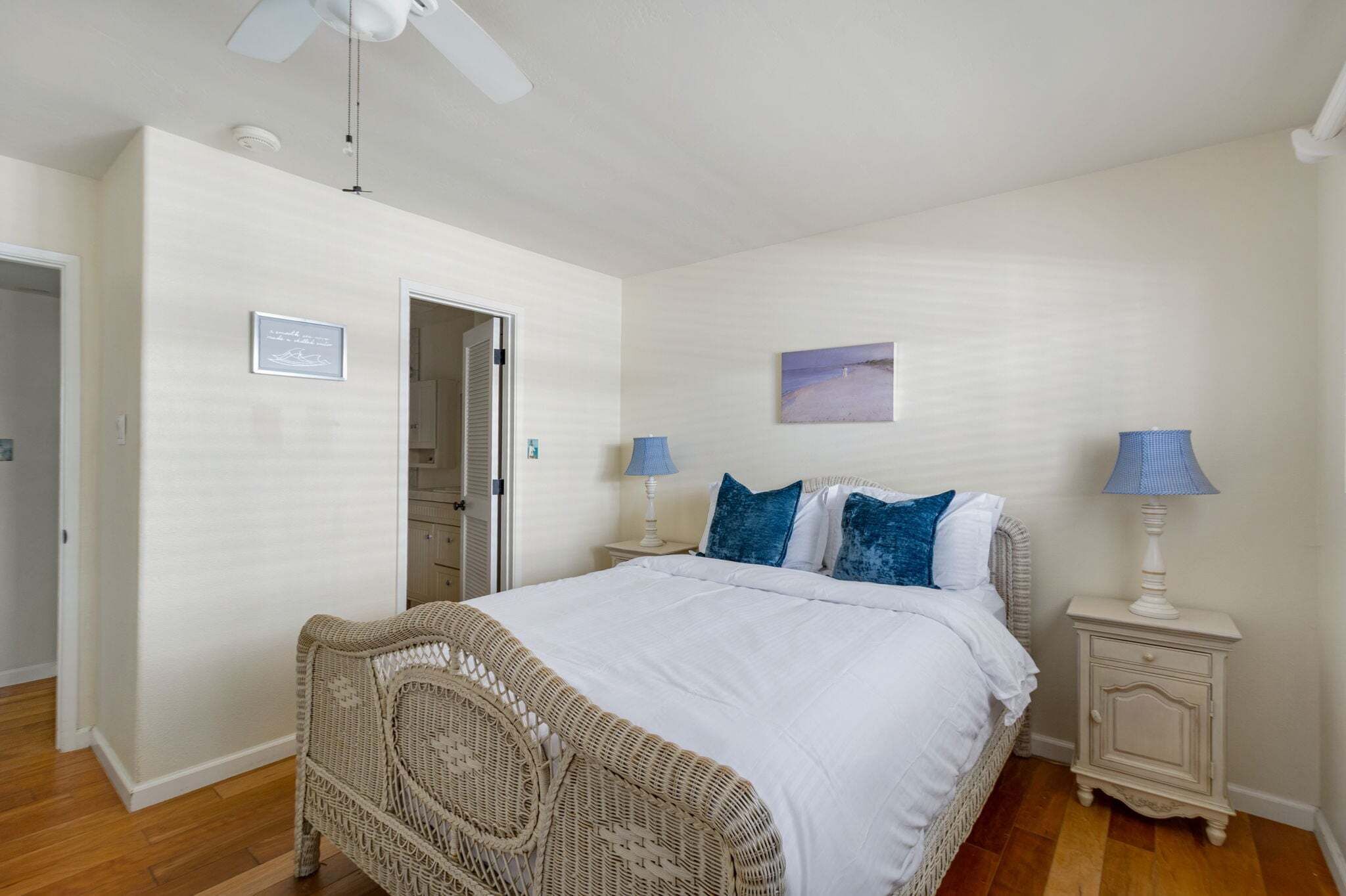 2 chambres, fer et planche à repasser, Wi-Fi gratuit, draps fournis