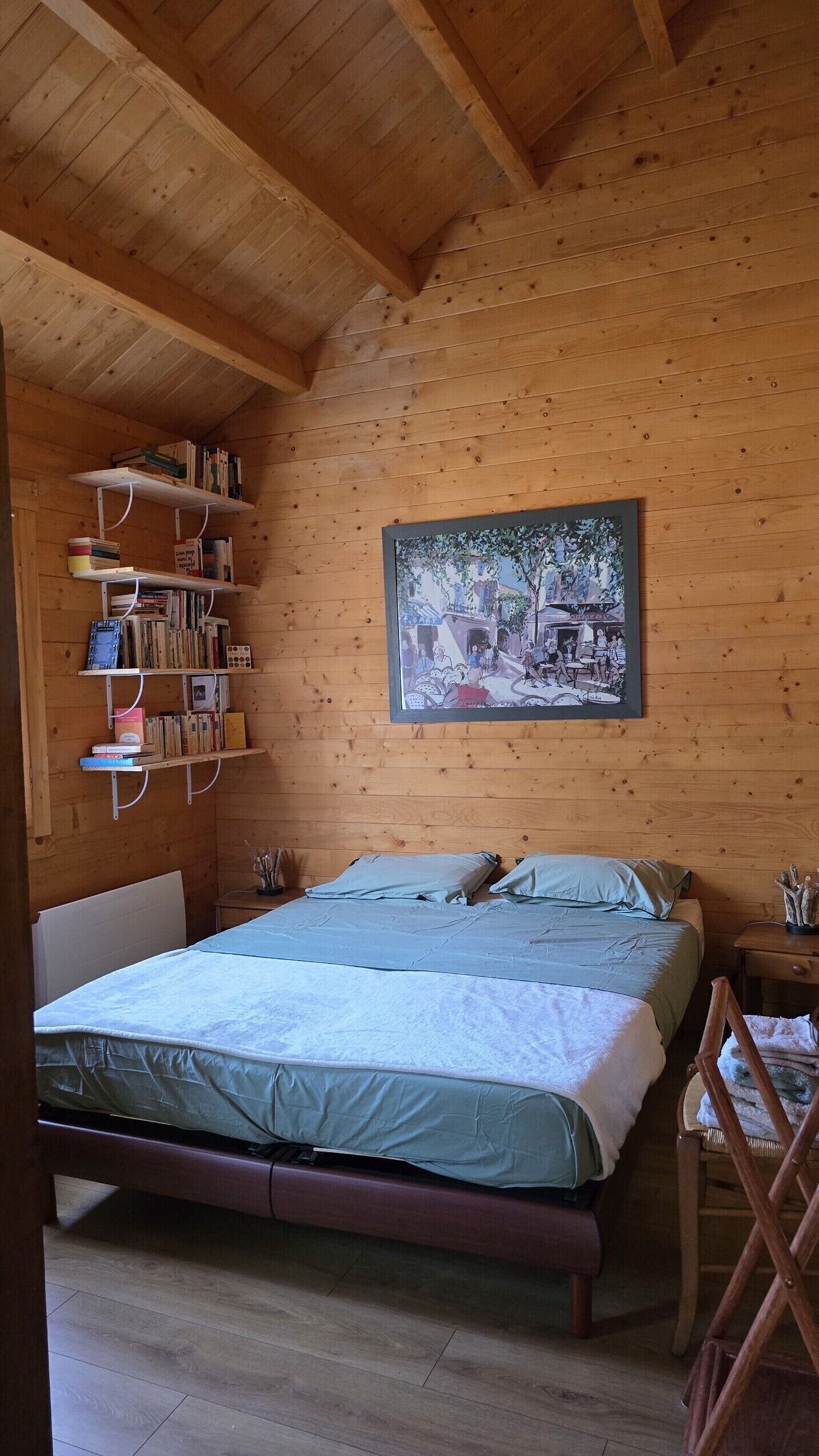 3 chambres, fer et planche à repasser, Wi-Fi gratuit, draps fournis