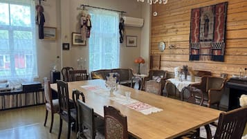 Villa, Mehrere Schlafzimmer | Esszimmer