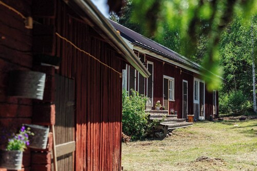 Yöveden Ateljeekoti