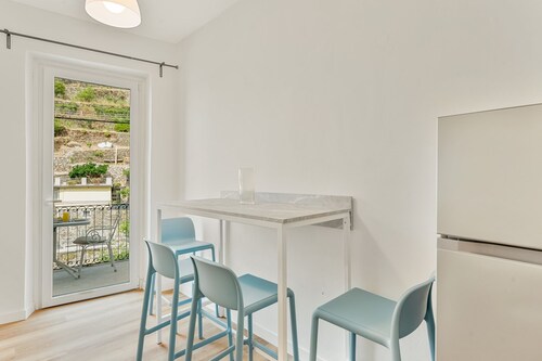 Family Apartment & Terrace in Manarola