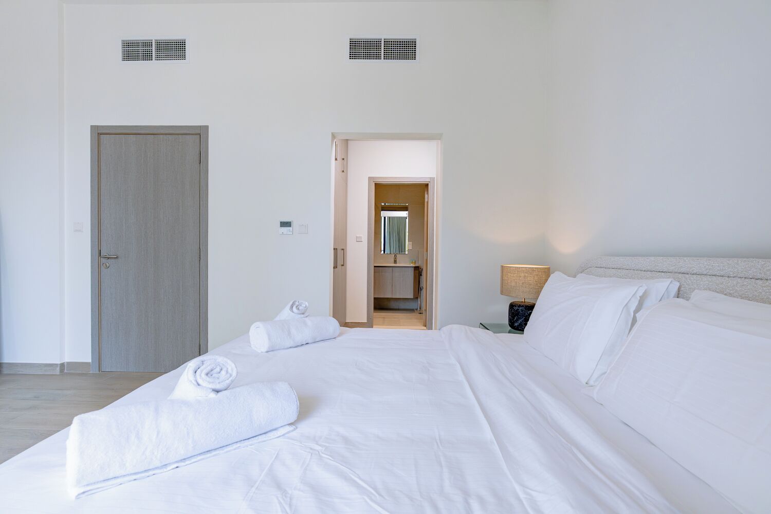 Familie huis | Bedden met traagschuimmatras, een kluis op de kamer