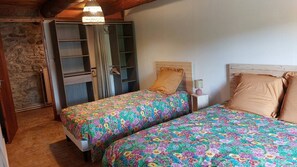 2 chambres, fer et planche à repasser, Wi-Fi