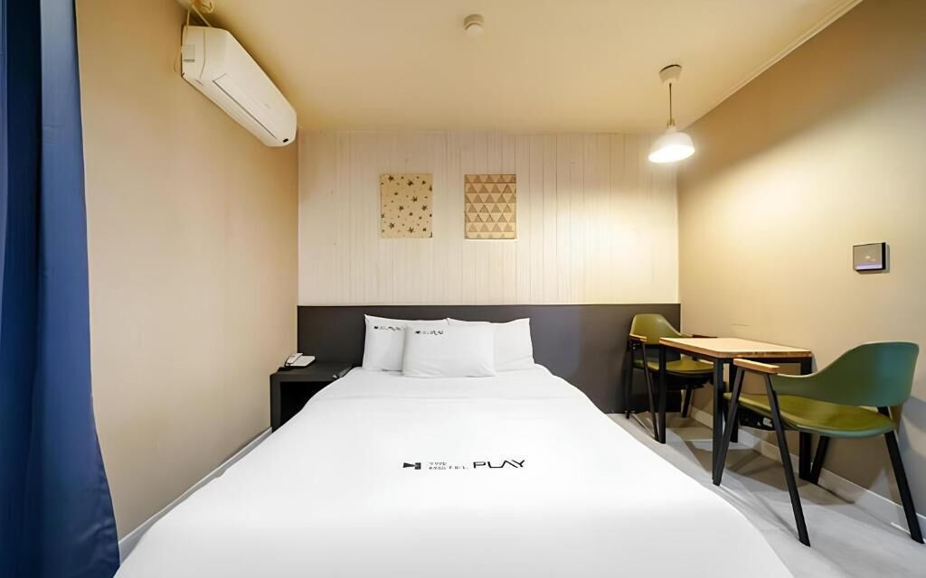 Luxury Double Room | Desk, WiFi (free)