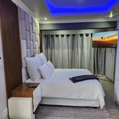 Cozy and Modern Apartment Rental in Akasia, Pretoria