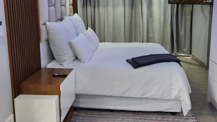 Cozy and Modern Apartment Rental in Akasia, Pretoria