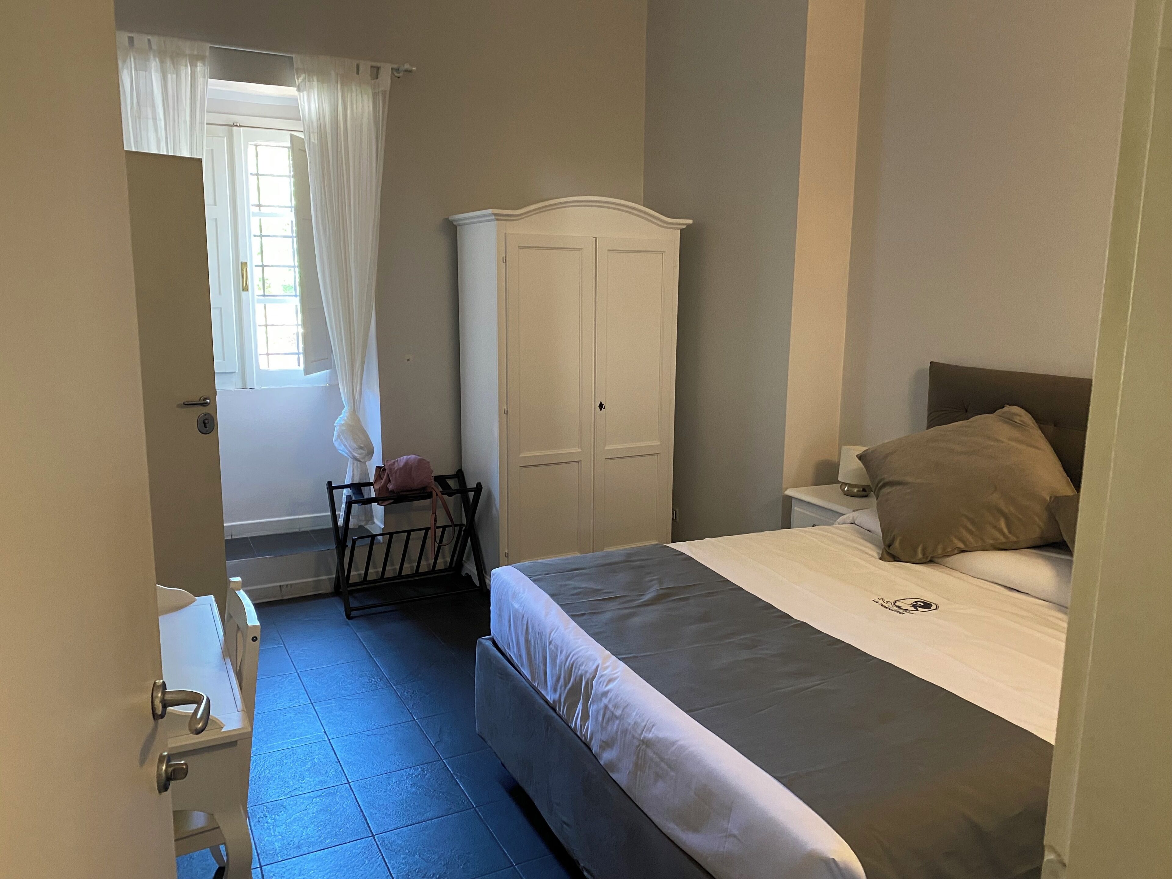 In-room safe, blackout drapes, iron/ironing board, WiFi (free)