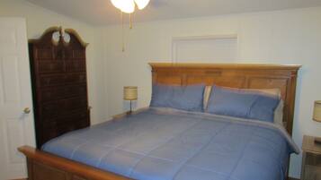3 bedrooms, iron/ironing board, WiFi