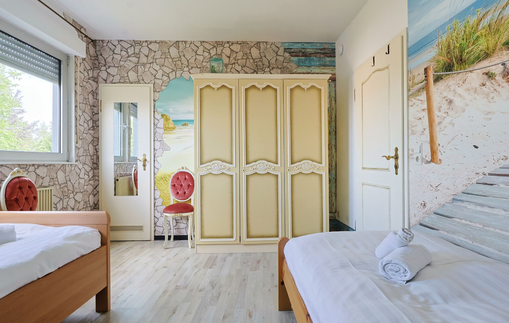 10 bedrooms, WiFi