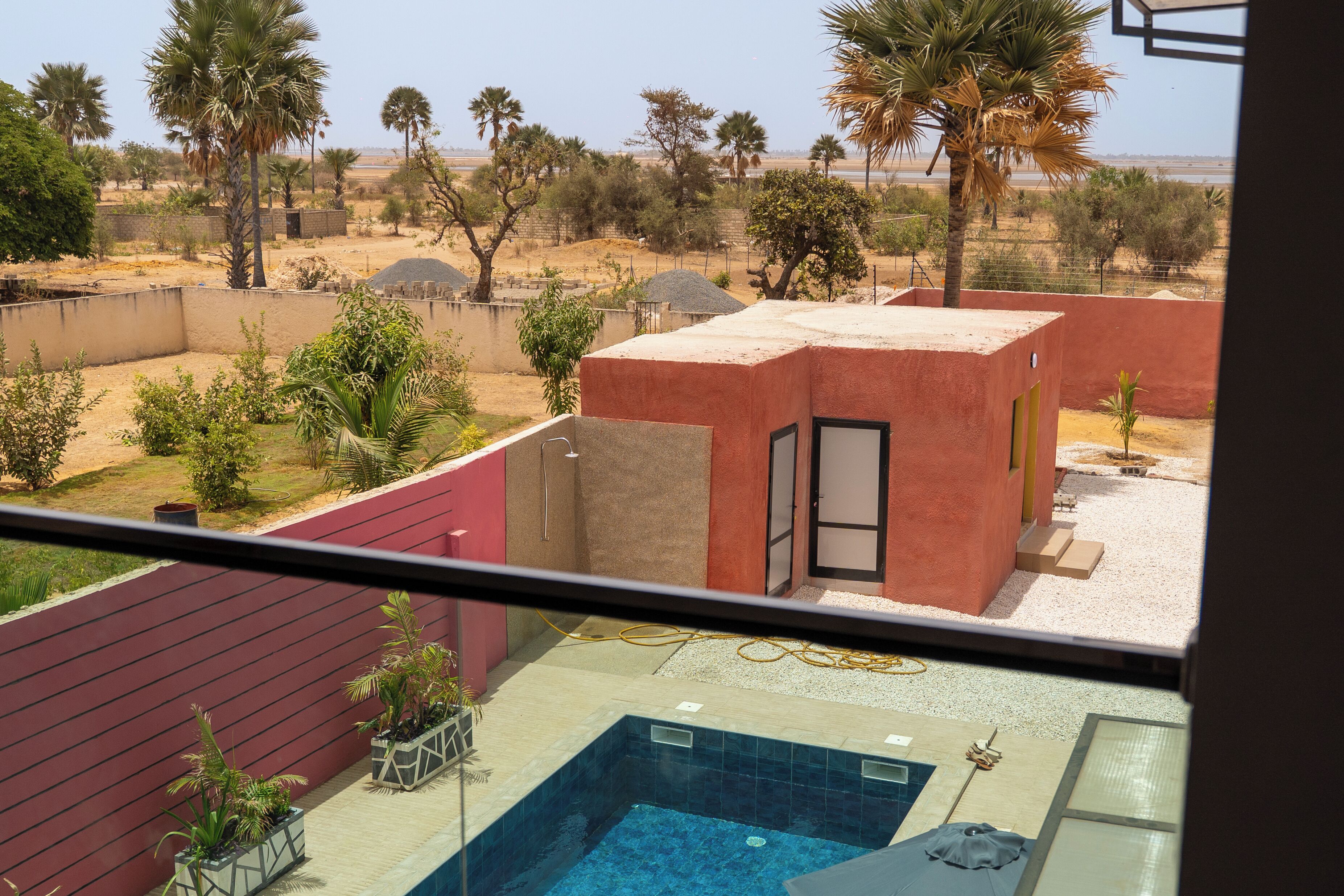 حمام سباحة