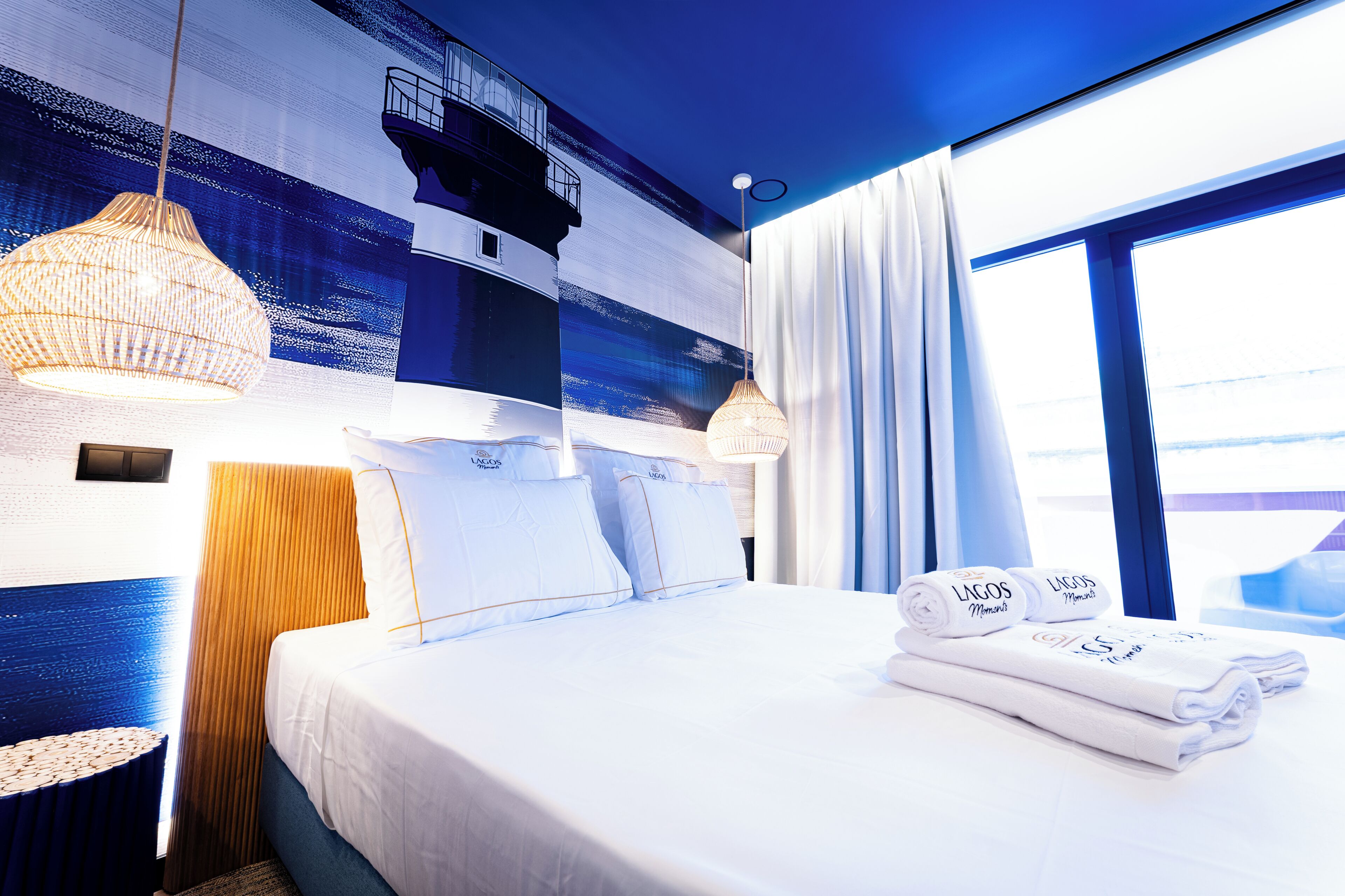 Phòng đôi Deluxe, quang cảnh thành phố | Bàn, truy cập Internet không dây miễn phí 