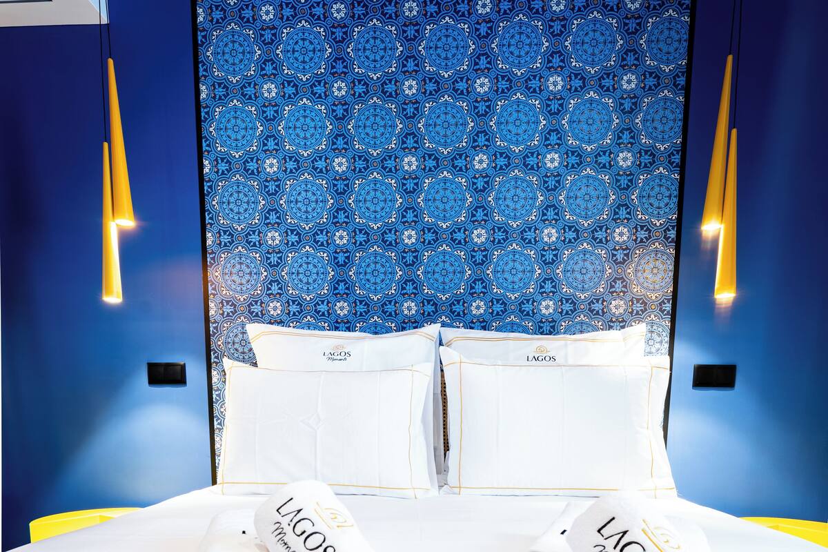 Apartamento luxo | Roupas de cama premium, camas com colchões pillow-top, escrivaninha