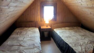 2 Schlafzimmer, Bügeleisen/Bügelbrett