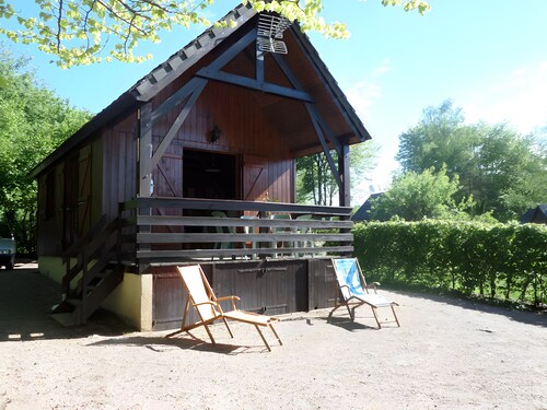 Chalet by Lac des Settons, Private Garden, Near Hiking & Water Activities